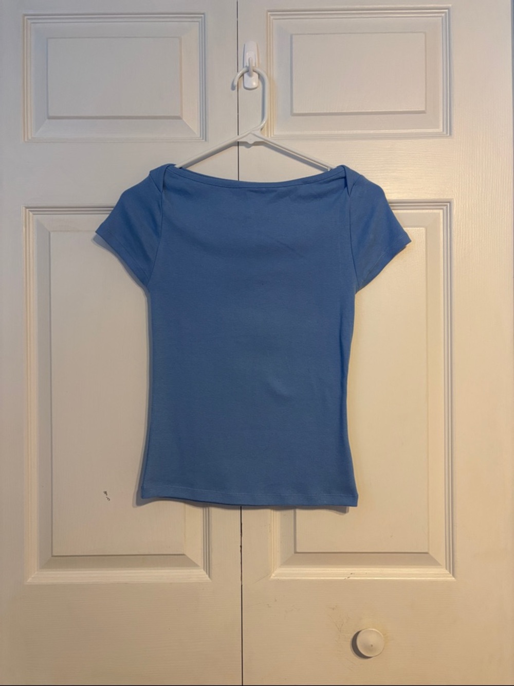 Blue old navy tee